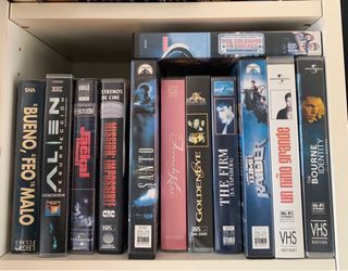 Pack VHS y DVD Películas Varias.