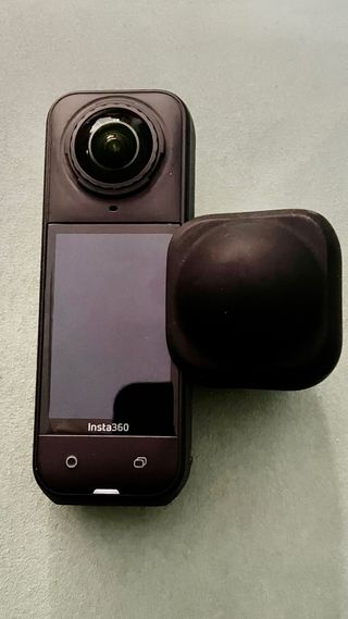 Insta360 X5
