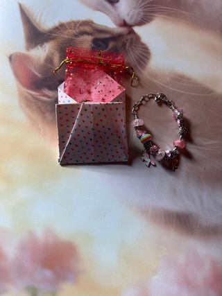 Pulsera de cuentas decorativas