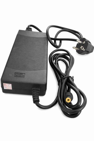 Fuente Alimentación GVE 24V 6A Adaptador AC/DC