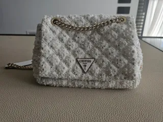 Bolso Guess blanco con lentejuelas plateadas