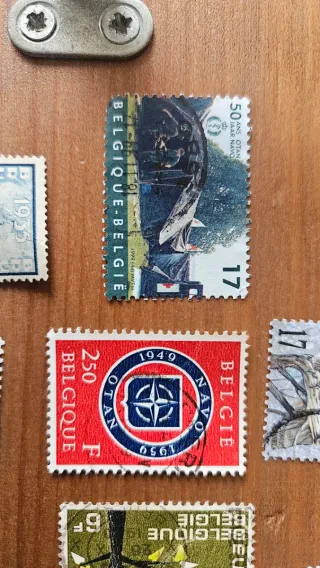 100 sellos Bélgica 1935-2008. Stamps from Belgique