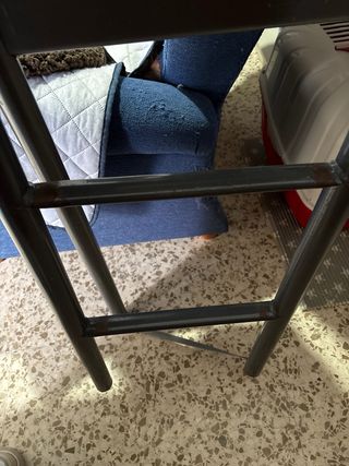 Litera alta con hueco para escritorio