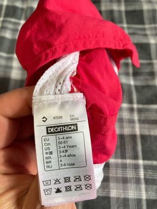 Gorra protección solar Tribord arcoíris