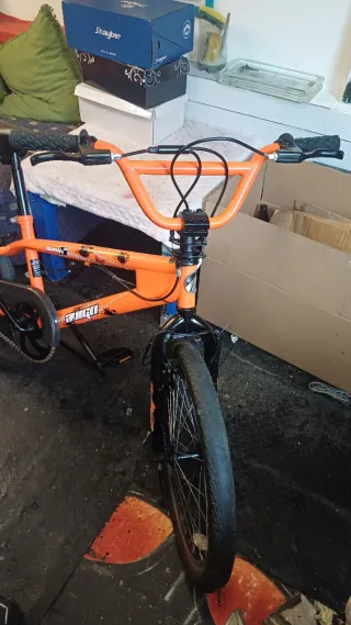 Bicicleta BMX Naranja