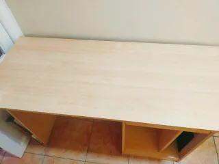 Escritorio madera con cajón