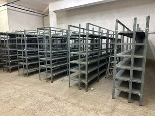 Estanterías metálicas modulares