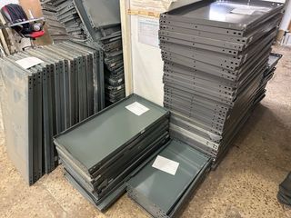 Estanterías metálicas modulares