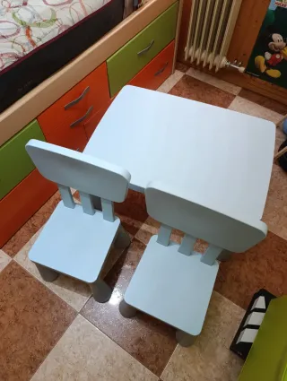 Mesa y 2 Sillas Niños