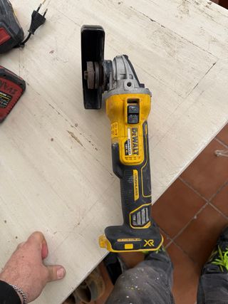 Amoladora Angular Dewalt XR 18V