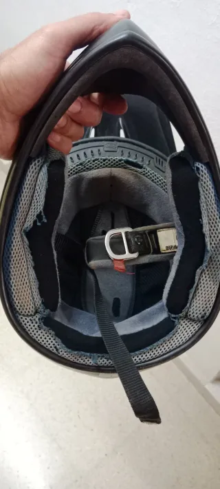 Casco negro  Motocross Enduro Airoh M