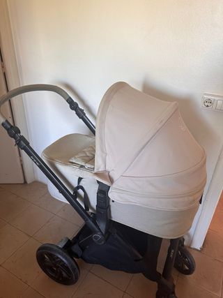 Carrozza Jane: passeggino, seggiolino auto e ovetto