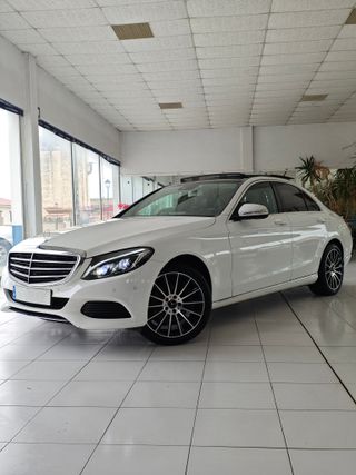 Mercedes-Benz Clase C AMG LINE