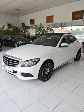 Mercedes-Benz Clase C AMG LINE