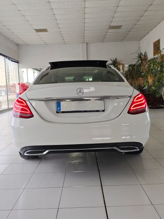Mercedes-Benz Clase C AMG LINE