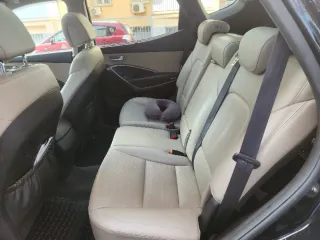 Hyundai Grand Santa Fe 2014