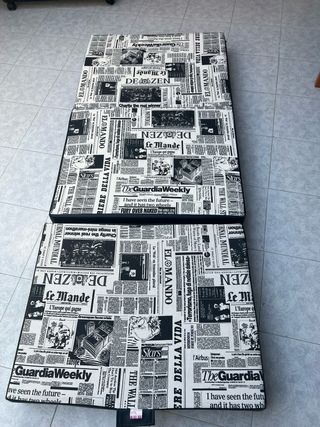 Puff Cama Diseño Periódico