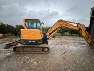 Minigiratoria Hyundai 6 Toneladas Giratoria