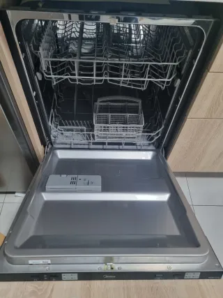 Lavavajillas Midea integrable 12 servicios