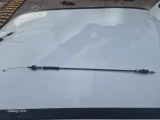 Cable acelerador coche