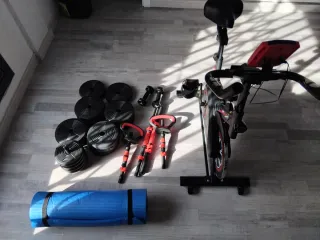 Set de pesas y esterilla fitness