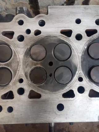 Culata e inyectores YD22 Nissan