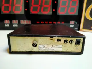 Escáner Uniden UBC 760 XLT 800 MHz