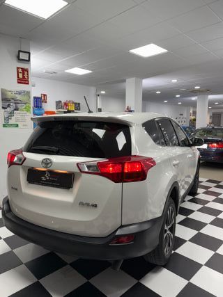 Toyota RAV4 2.0 D-4D 2014