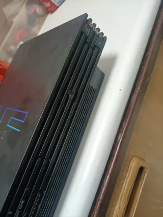 PlayStation 2 Negra + Cables