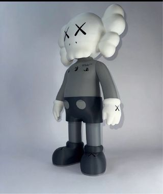 Figura Kaws 40cm