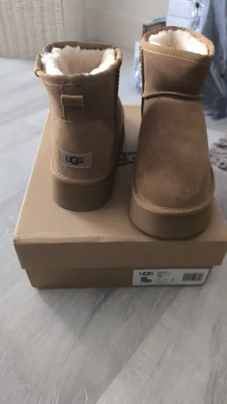 Stivaletti UGG Marroni