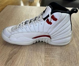 Jordan 12 Retro Twist Rojo Blanco
