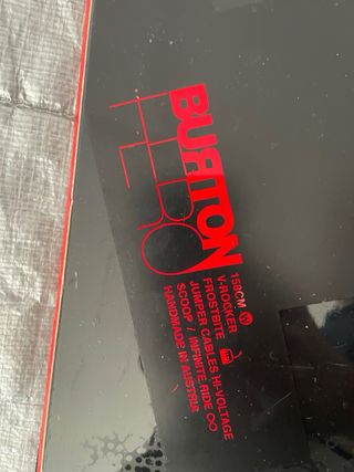 Burton Hero 158 Wide Snowboard+ Fijaciones + Funda