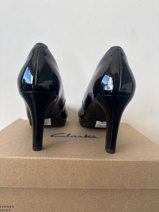 Zapato salón Clarks negro T. 39,5