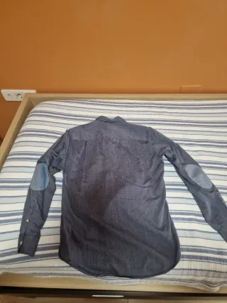 Camisa de botones azul talla M