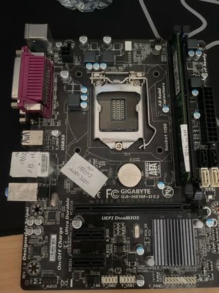Placa Base GIGABYTE GA-H81M-DS2 Socket 1150