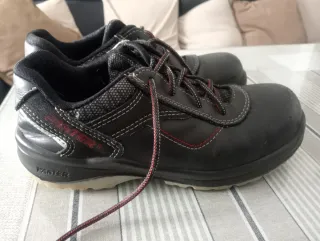Calzado de seguridad talla 38