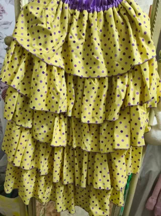 Falda y blusa rociera hecho a mano T.7-8