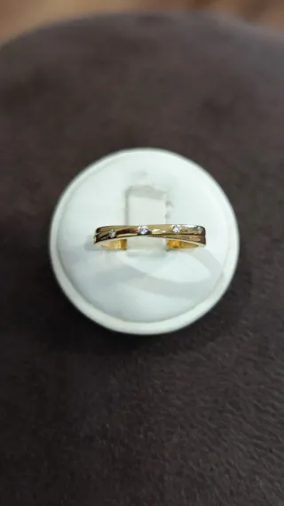 Anillo oro ley con circonitas chica nuevo