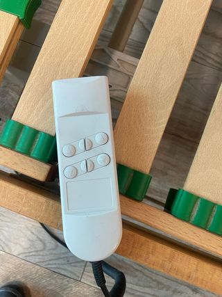 Cama articulada 90cm con  colchon apenas uso