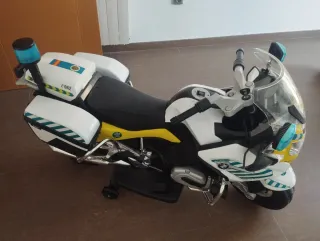Moto BMW Batería Guardia Civil Infantil