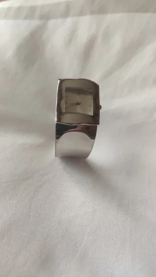Reloj pulsera plata