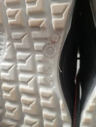 Zapato de seguridad talla 37