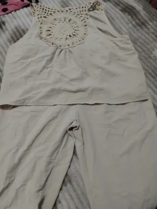 Conjunto beige crochet