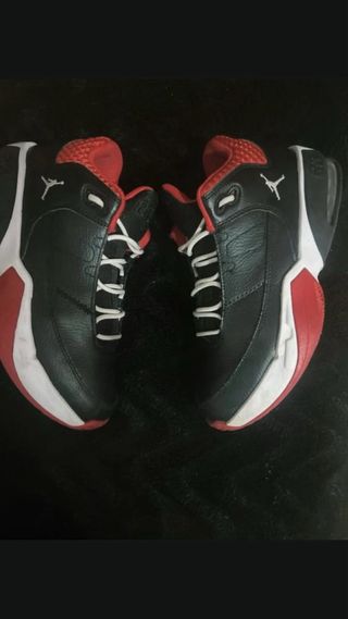 Nike Air Jordan Max Aura 3 Negro/Rojo