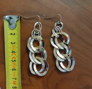 Pendientes largos dorados eslabones Bijou Brigitte