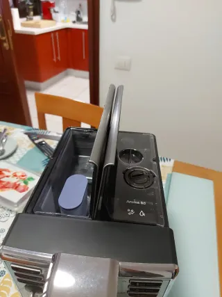 Cafetera Saeco Incanto HD8914