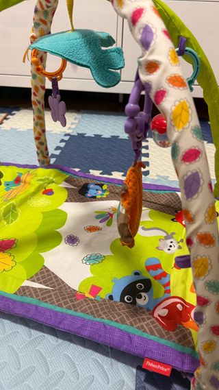 Móvil para bebé con animales del bosque