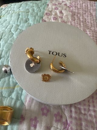 Conjunto Tous Sello y Pendientes Oro/Plata