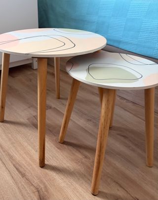 Tavolini ausiliari rotondi in legno